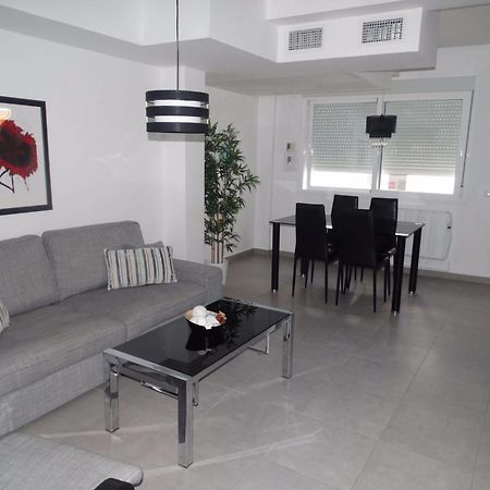 Malaga Apartamentos - Nuno Gomez, 24 Екстериор снимка