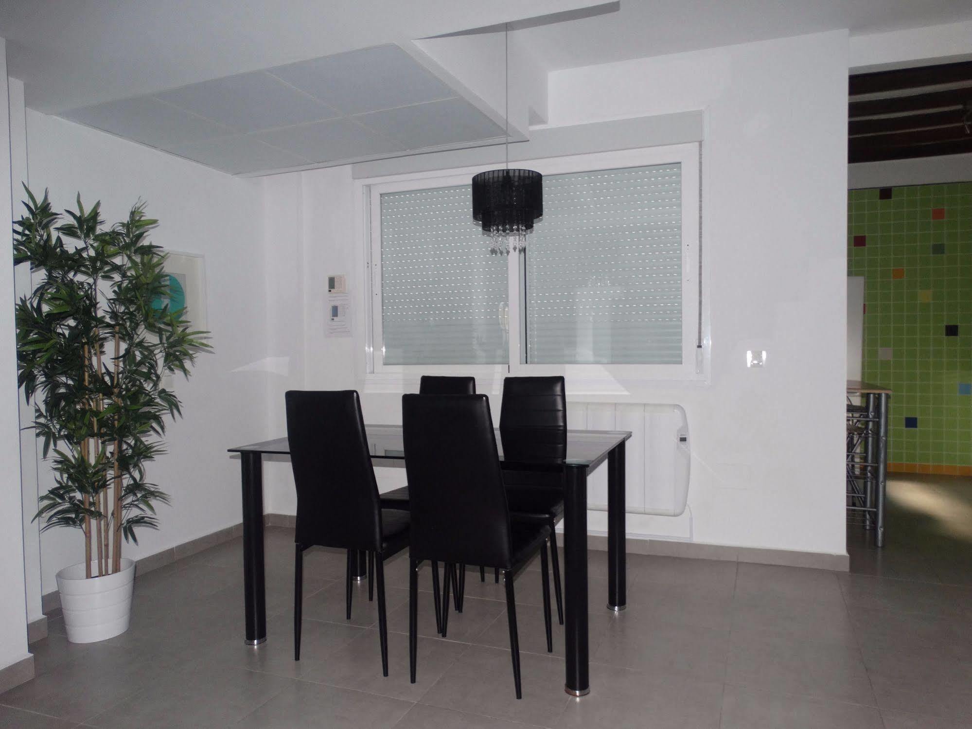Malaga Apartamentos - Nuno Gomez, 24 Екстериор снимка