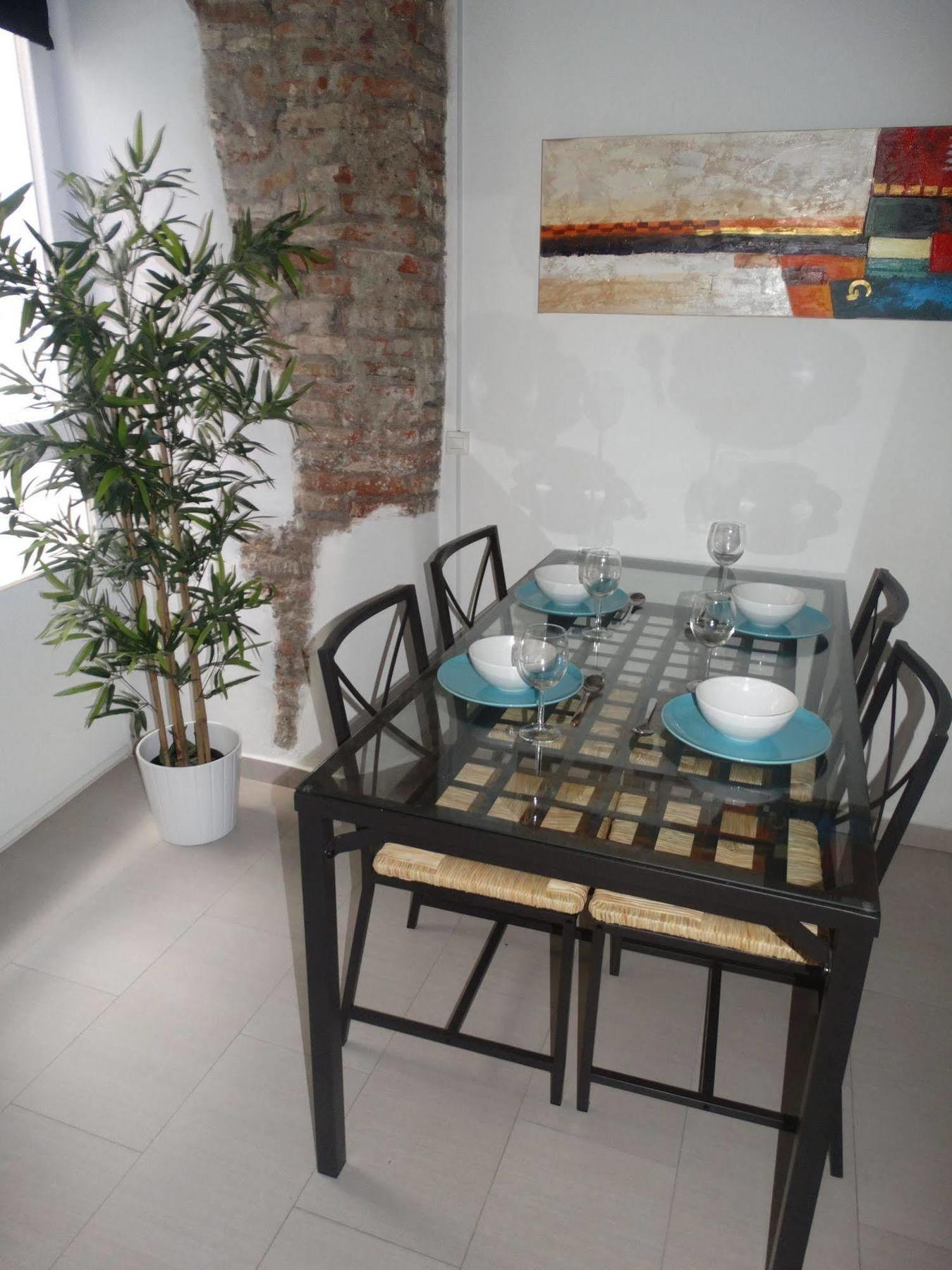 Malaga Apartamentos - Nuno Gomez, 24 Екстериор снимка