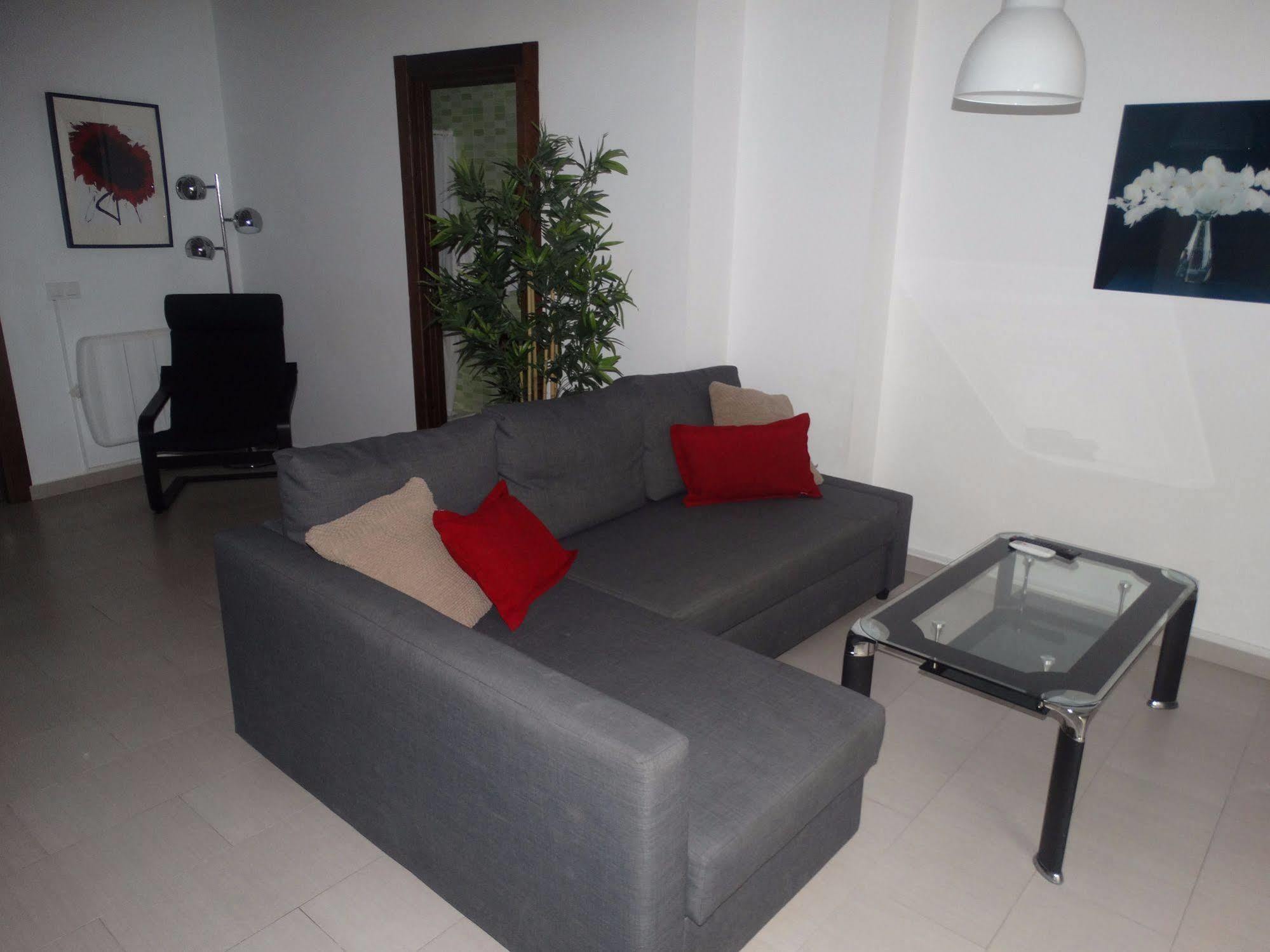 Malaga Apartamentos - Nuno Gomez, 24 Екстериор снимка