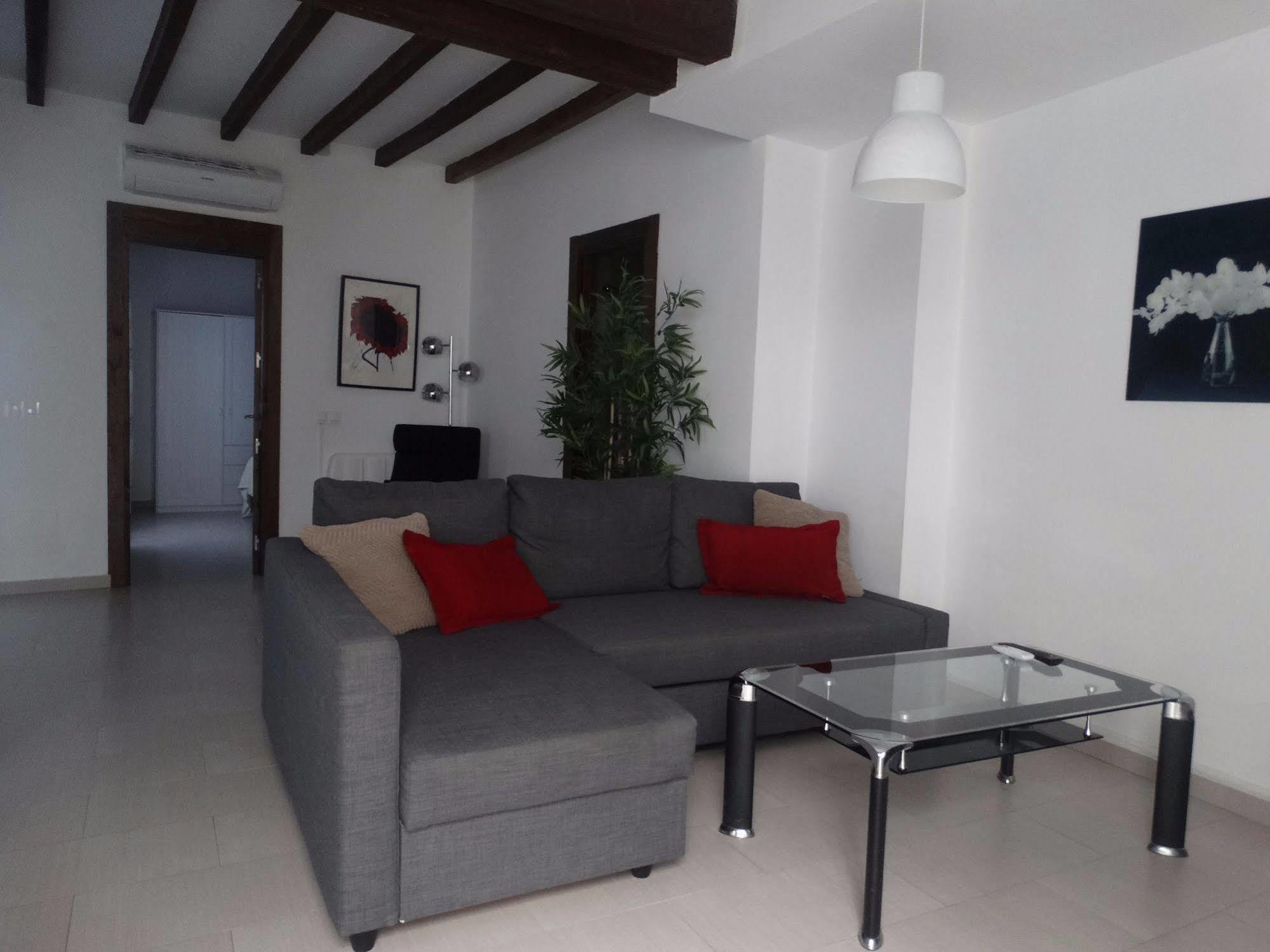 Malaga Apartamentos - Nuno Gomez, 24 Екстериор снимка