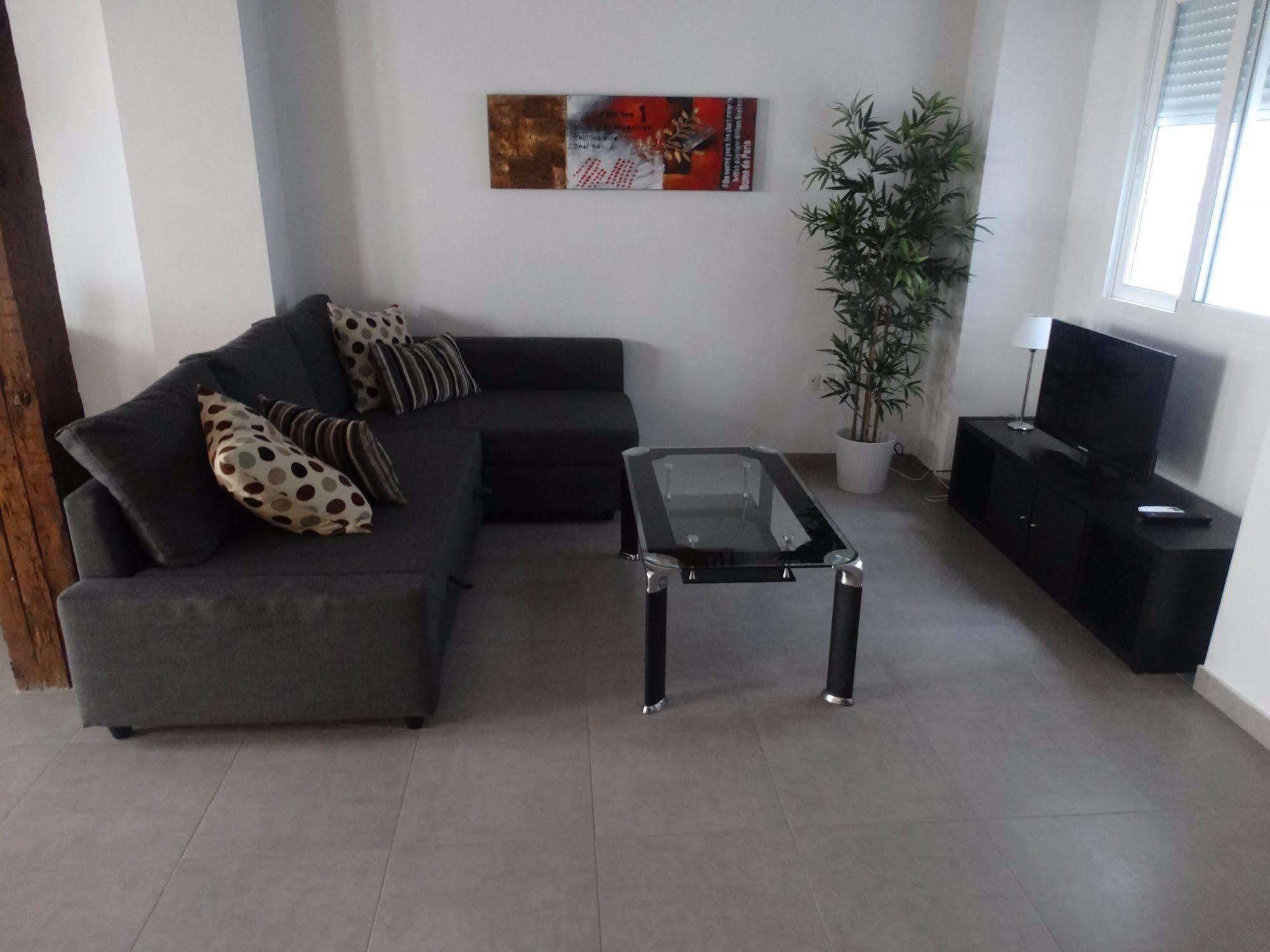 Malaga Apartamentos - Nuno Gomez, 24 Екстериор снимка