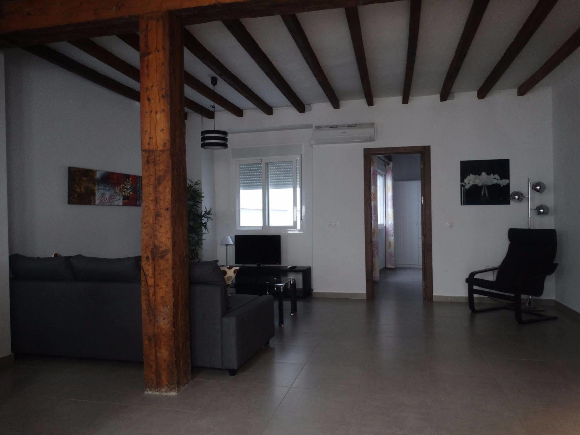 Malaga Apartamentos - Nuno Gomez, 24 Екстериор снимка