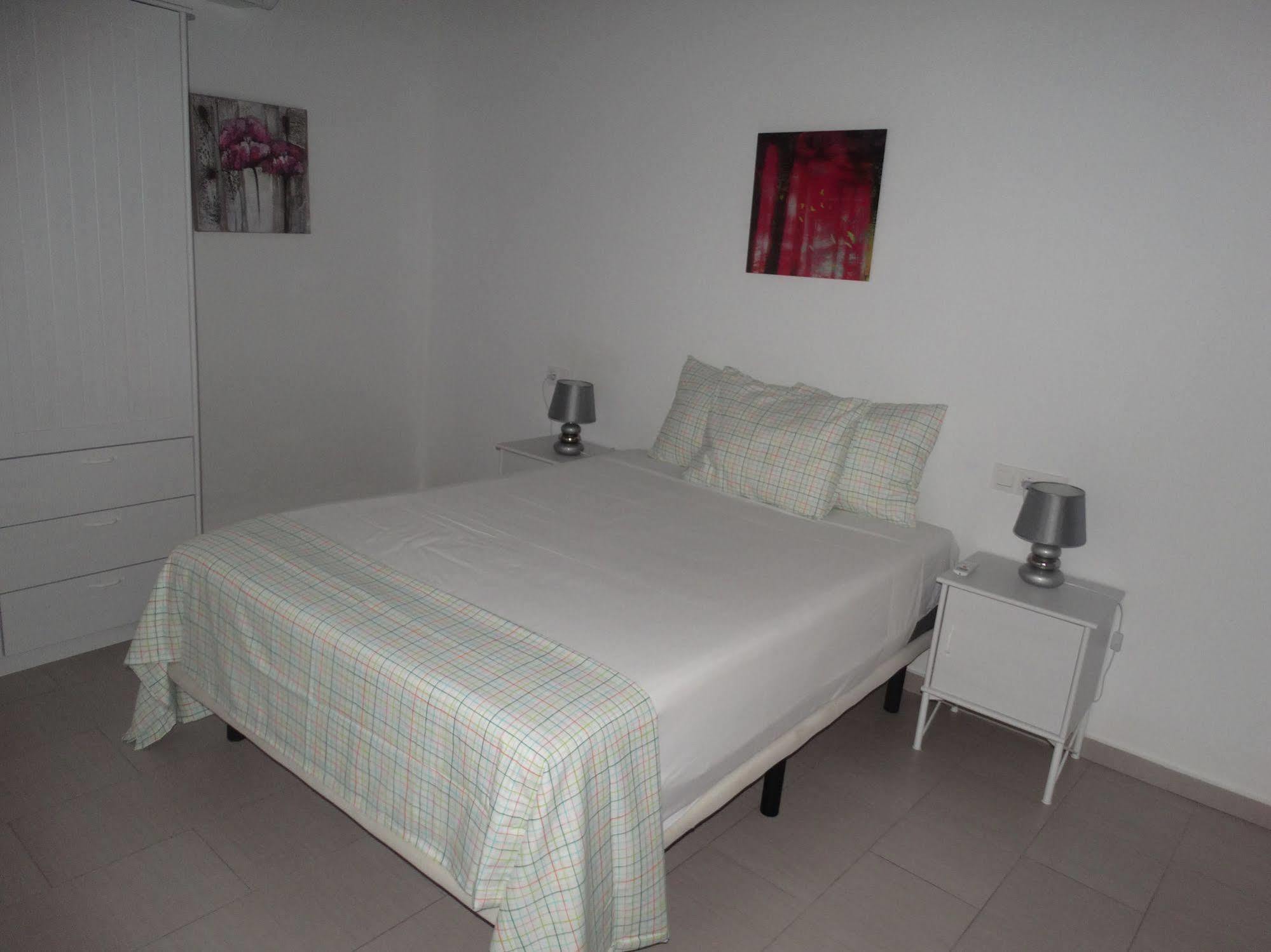 Malaga Apartamentos - Nuno Gomez, 24 Екстериор снимка