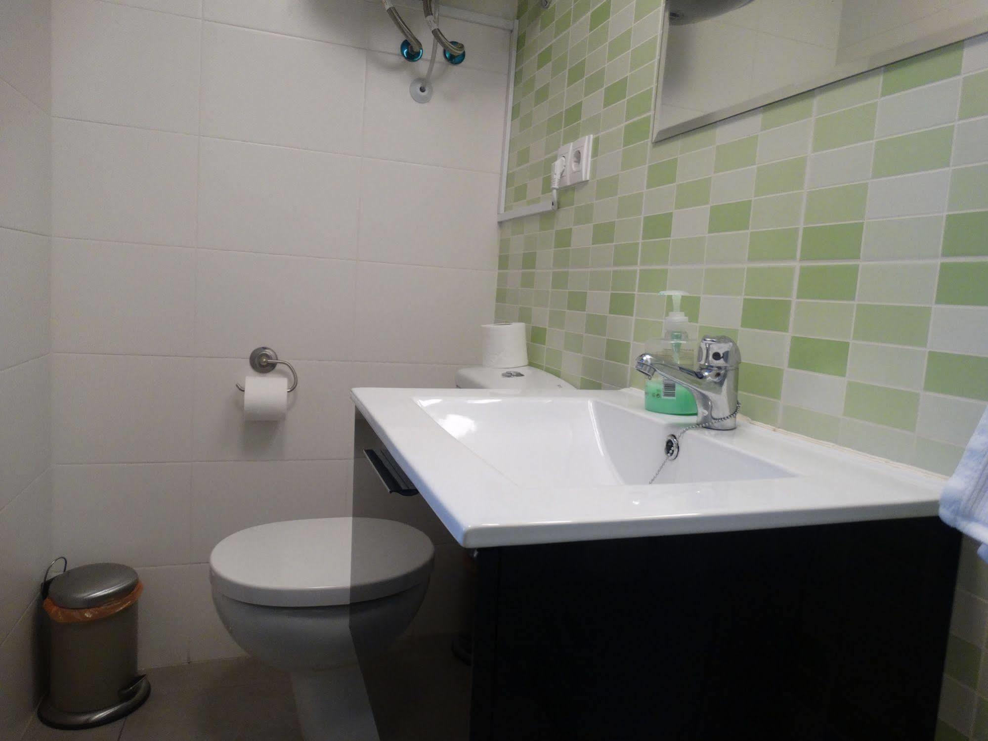 Malaga Apartamentos - Nuno Gomez, 24 Екстериор снимка